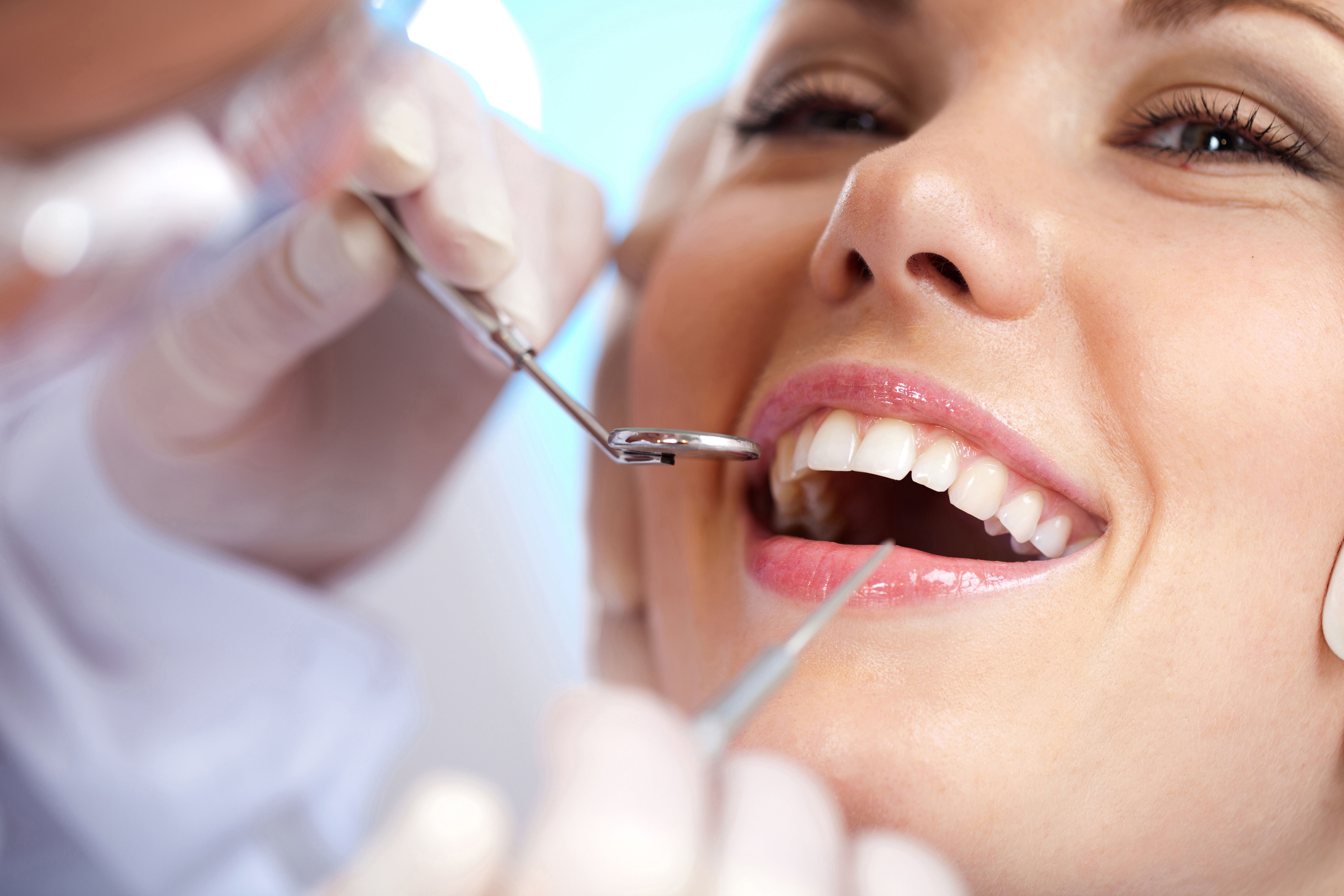 Odontología general: Servicios y casos de clínica dental DR. MOLINETE