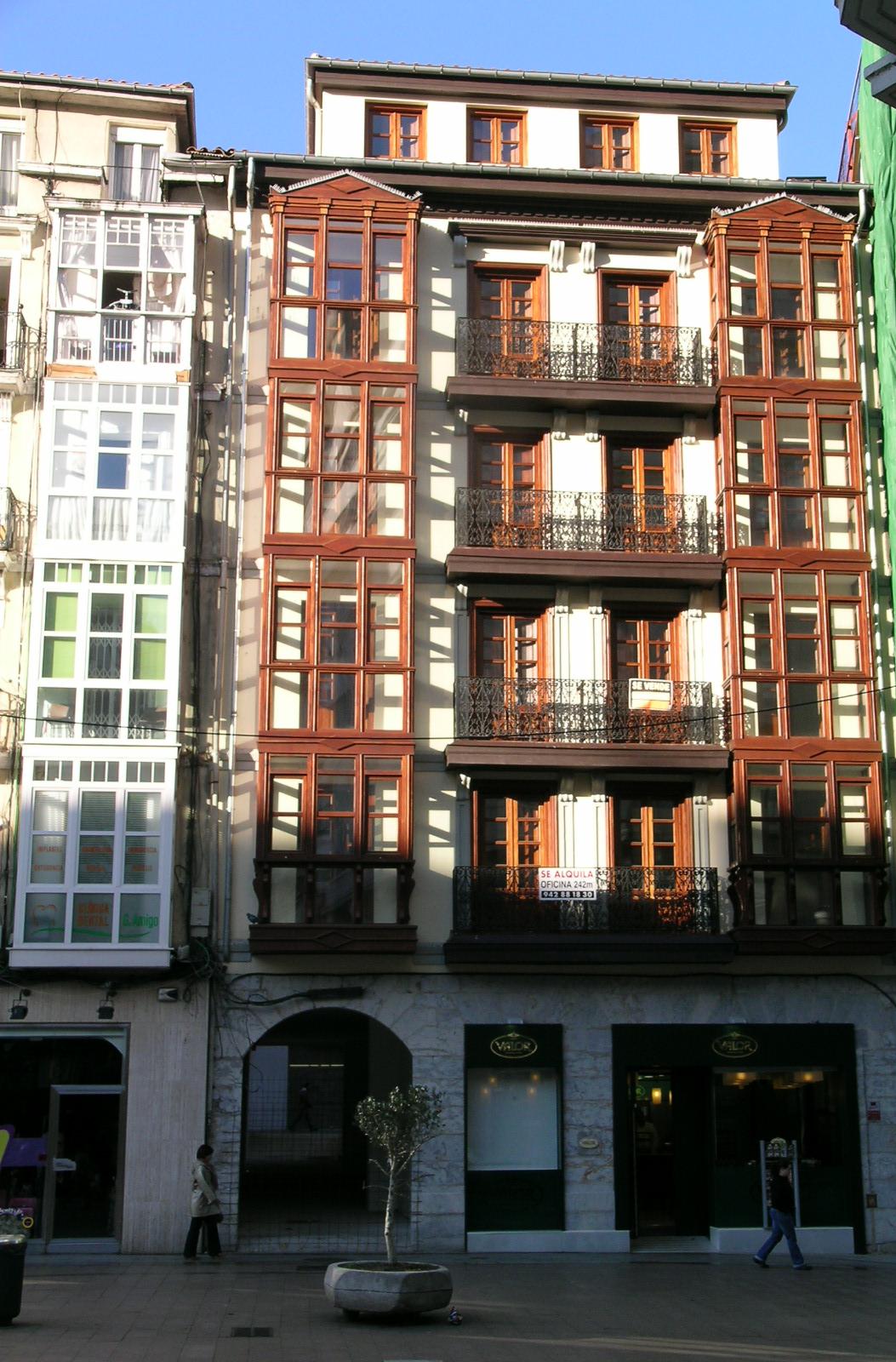 RehabilitaciÃ³n de edificio de viviendas en Santander