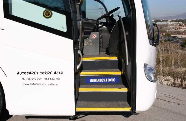 Flota de vehículos Torre Alta: Servicios de Autocares Torre Alta Flota de vehículos Torre Alta: Servicios de Autocares Torre Alta