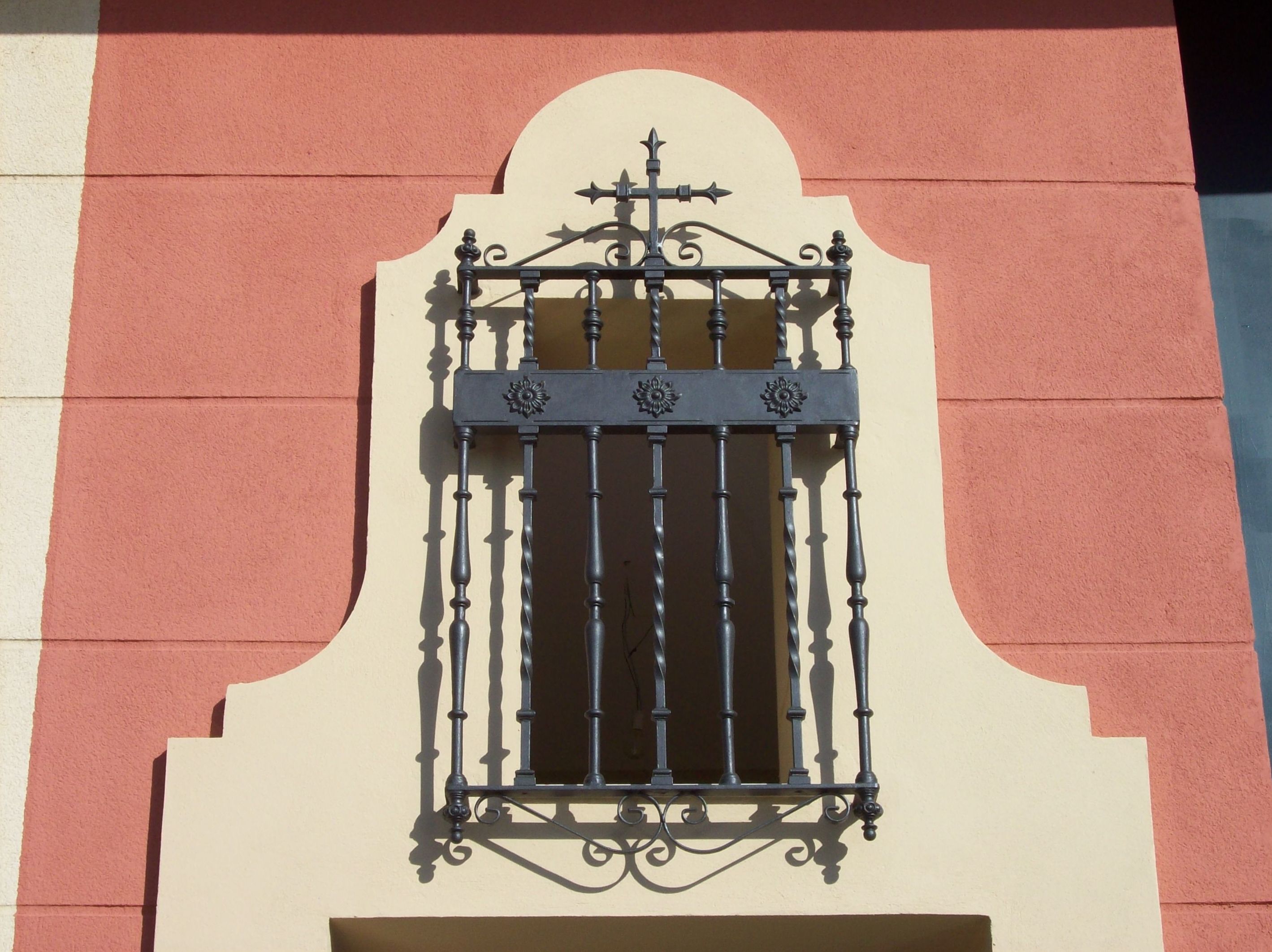 Foto 27 de Puertas automáticas en  | Ferro Bahía, S. L.