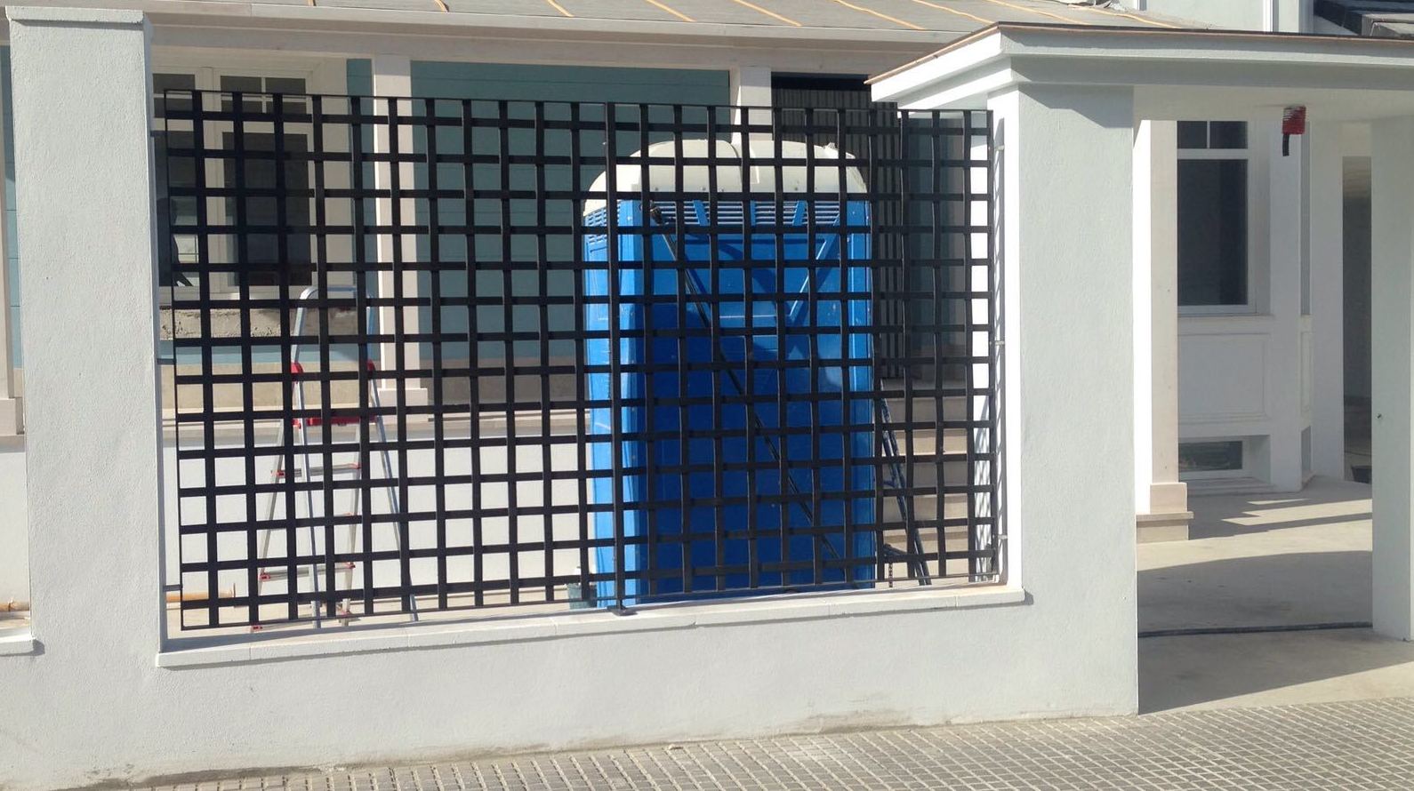 Foto 15 de Puertas automáticas en  | Ferro Bahía, S. L.