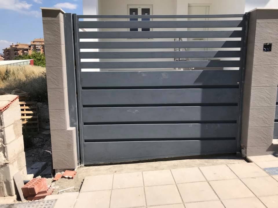 Puertas automáticas: Servicios de Automatismos Montidoor Puertas automáticas: Servicios de Automatismos Montidoor