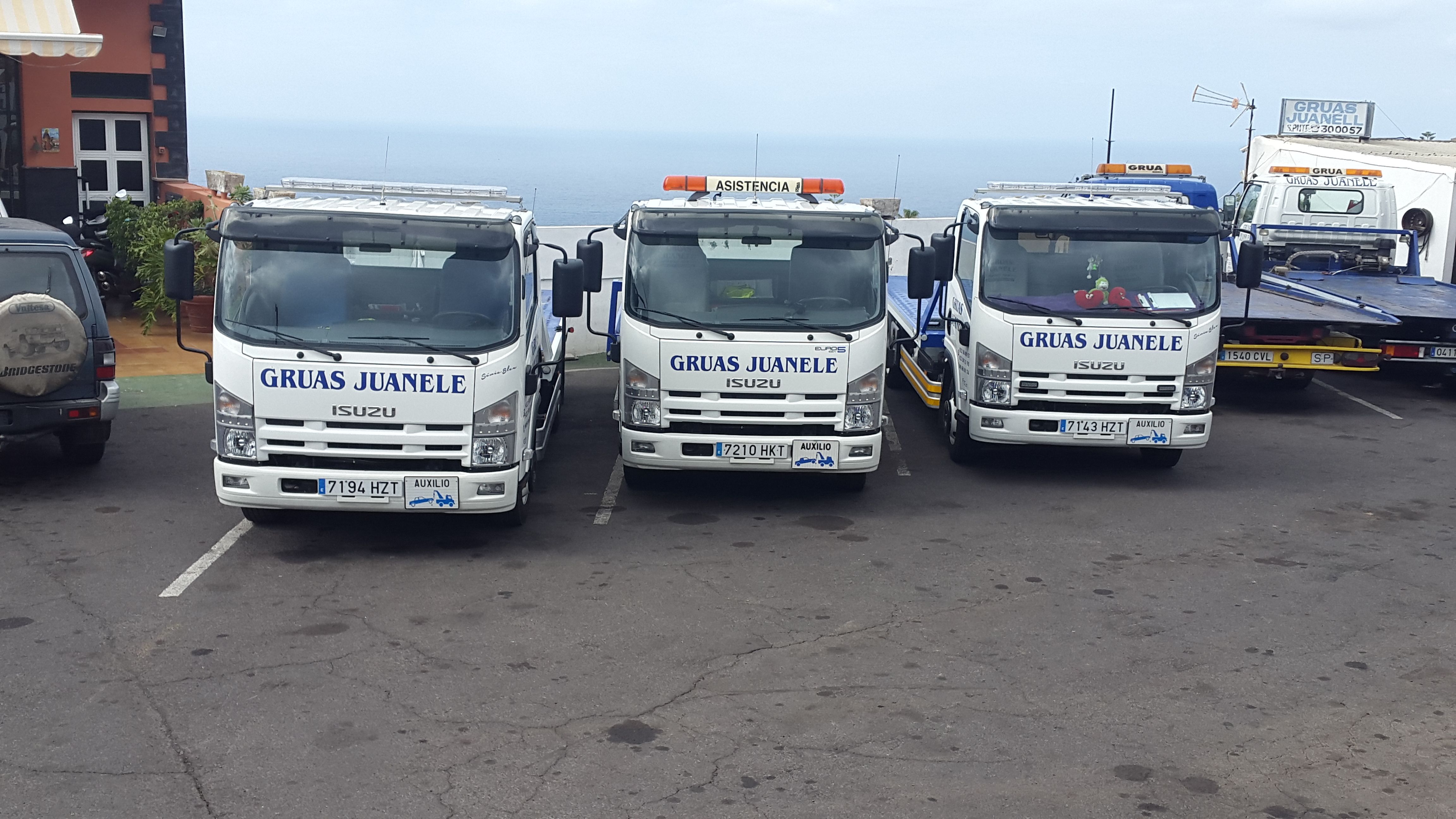 Taller Oficial Isuzu: Servicios de Grúas Juanele Taller Oficial Isuzu: Servicios de Grúas Juanele