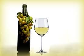 Vinos Albariños, D.O “Rias baixas”: Carta de Restaurante Mena Vinos Albariños, D.O “Rias baixas”: Carta de Restaurante Mena