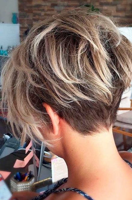 Corte femenino y masculino: Peluquería y estética de Peluquería Venus Corte femenino y masculino: Peluquería y estética de Peluquería Venus