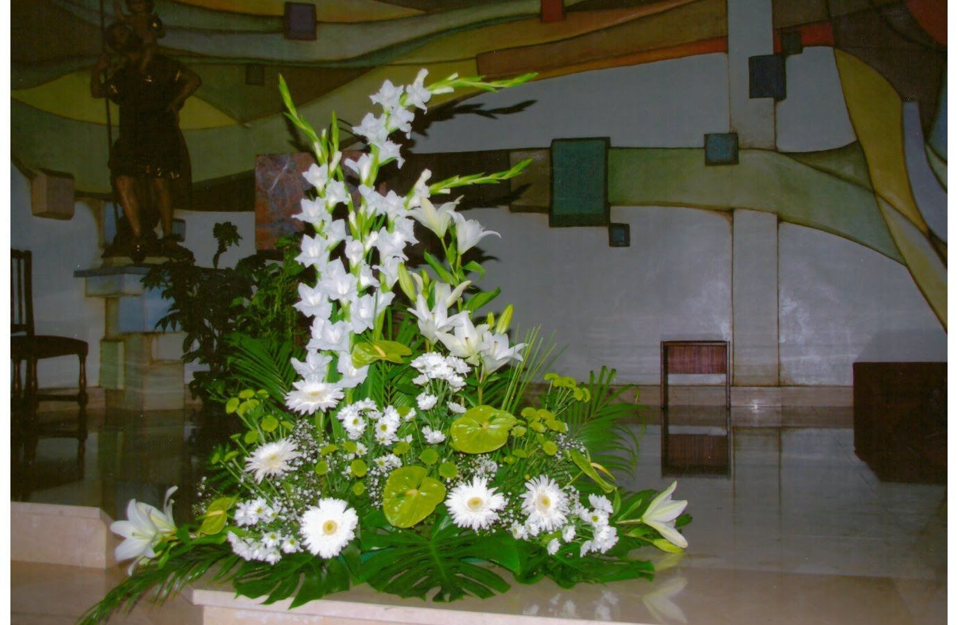 Centro iglesia: Productos de Floristería Kiara Centro iglesia: Productos de Floristería Kiara