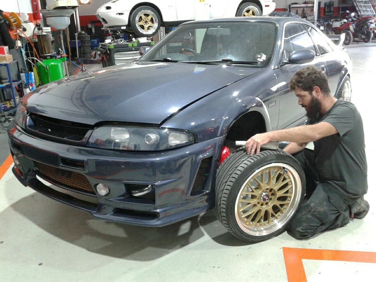 Taller de mutuas multimarca: Servicios de KR Sport Automoción Taller de mutuas multimarca: Servicios de KR Sport Automoción