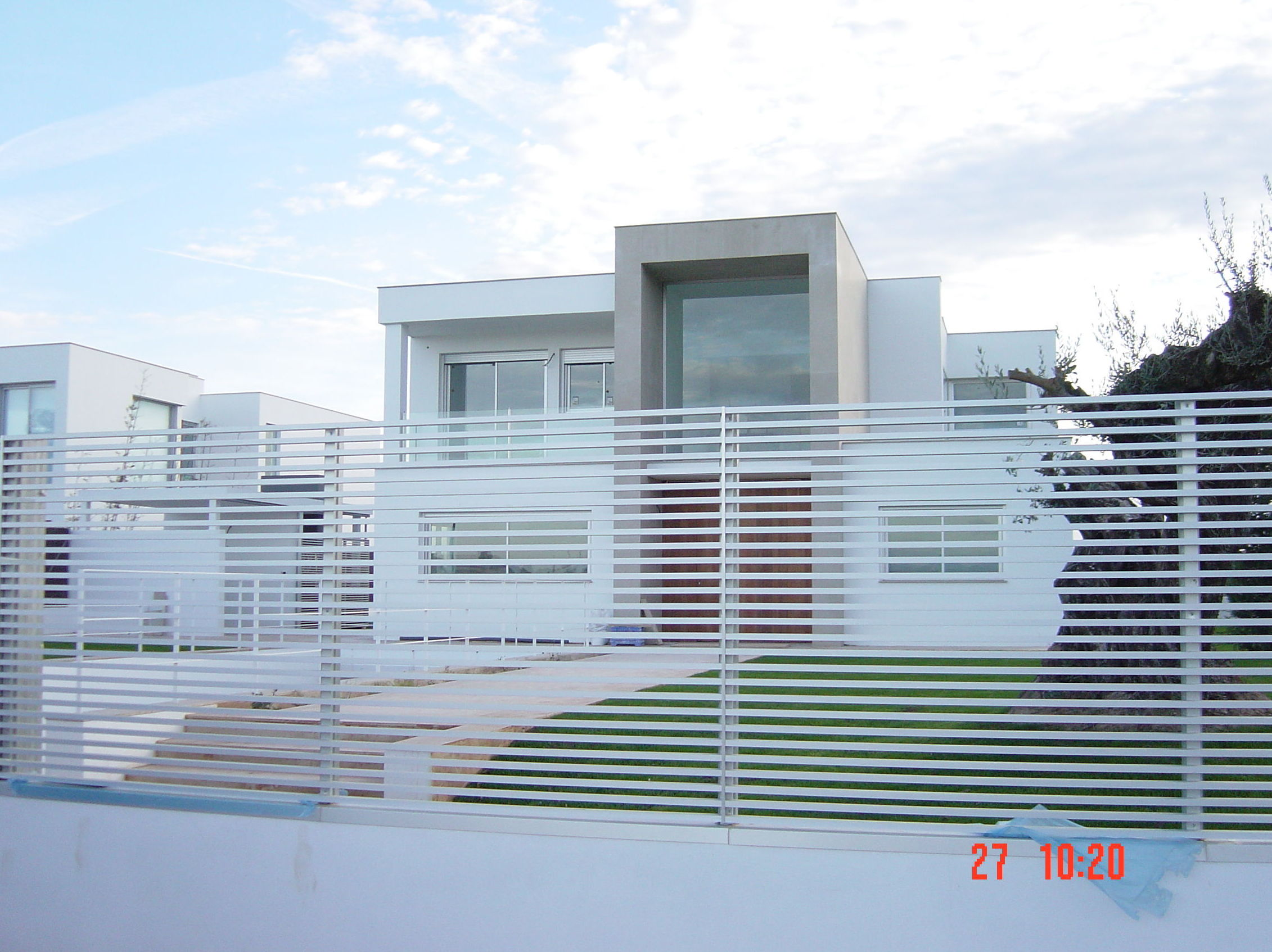 Fachadas: Servicios de Promociones y Construcciones JR Roca Ballester y Hnos. Fachadas: Servicios de Promociones y Construcciones JR Roca Ballester y Hnos.