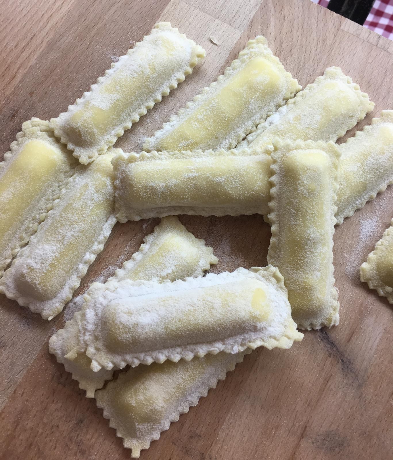 Caneloti de ricotta y trufa: Nuestros productos de La Pastaia Caneloti de ricotta y trufa: Nuestros productos de La Pastaia