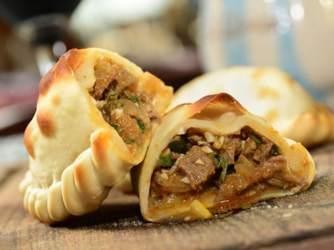 Empanadas de carne cortada a cuchillo Empanadas de carne cortada a cuchillo