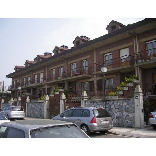 30 viviendas unifamiliares adosadas en Polloe, San Sebastián.: Trabajos realizados de Construcciones Grobas Agudo 30 viviendas unifamiliares adosadas en Polloe, San Sebastián.: Trabajos realizados de Construcciones Grobas Agudo