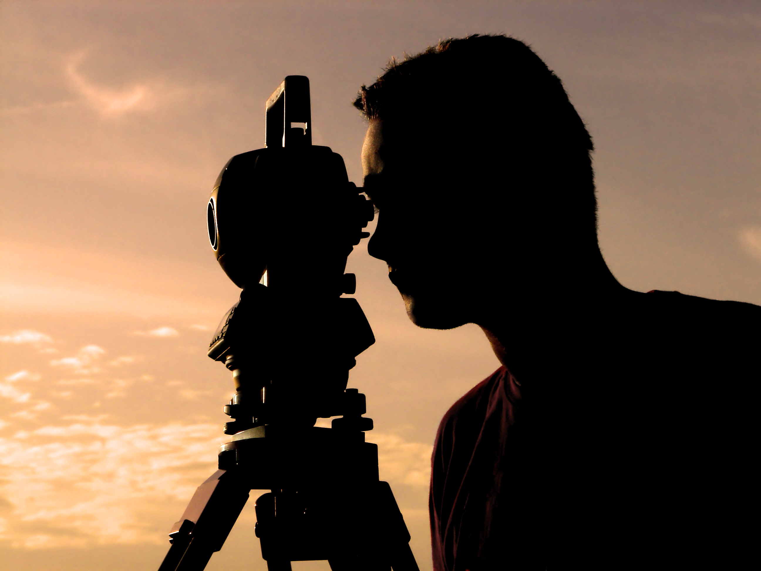 Productos y servicios: Catálogo de Tolmo Topografía Productos y servicios: Catálogo de Tolmo Topografía