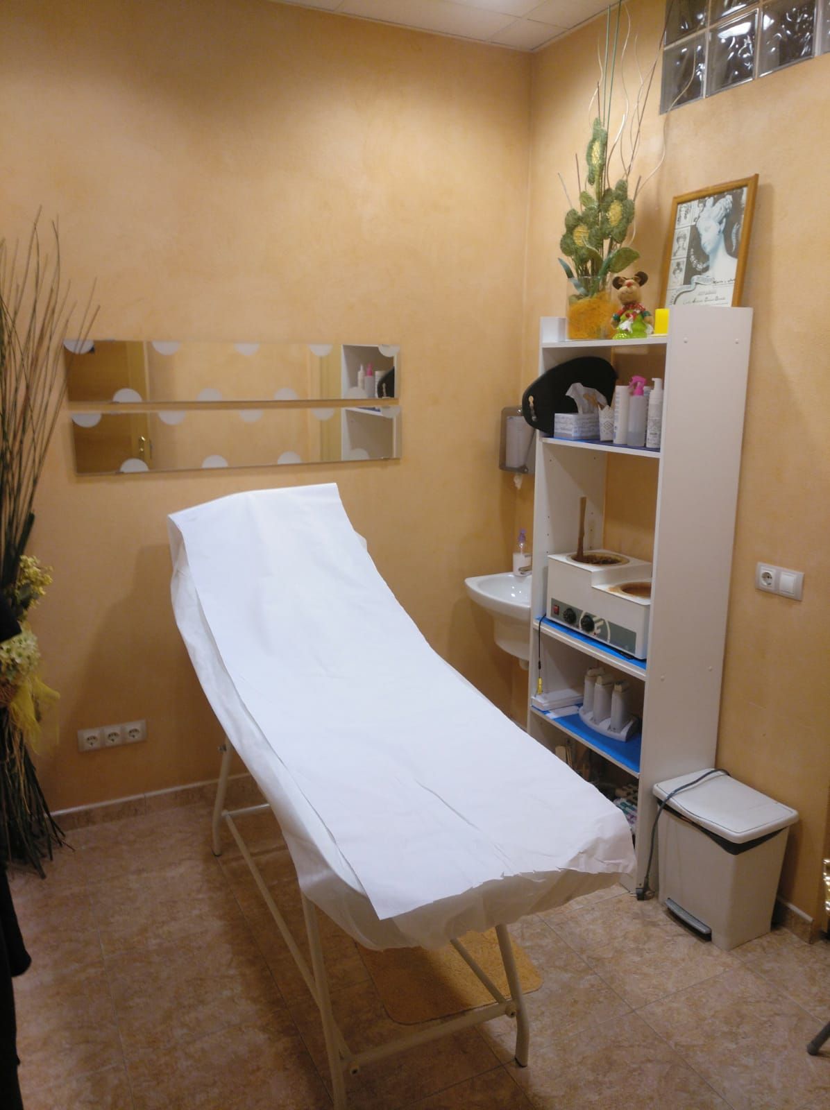 Tratamientos faciales y corporales: Servicios de PELUQUERÍA Y ESTÉTICA ASCEN Tratamientos faciales y corporales: Servicios de PELUQUERÍA Y ESTÉTICA ASCEN
