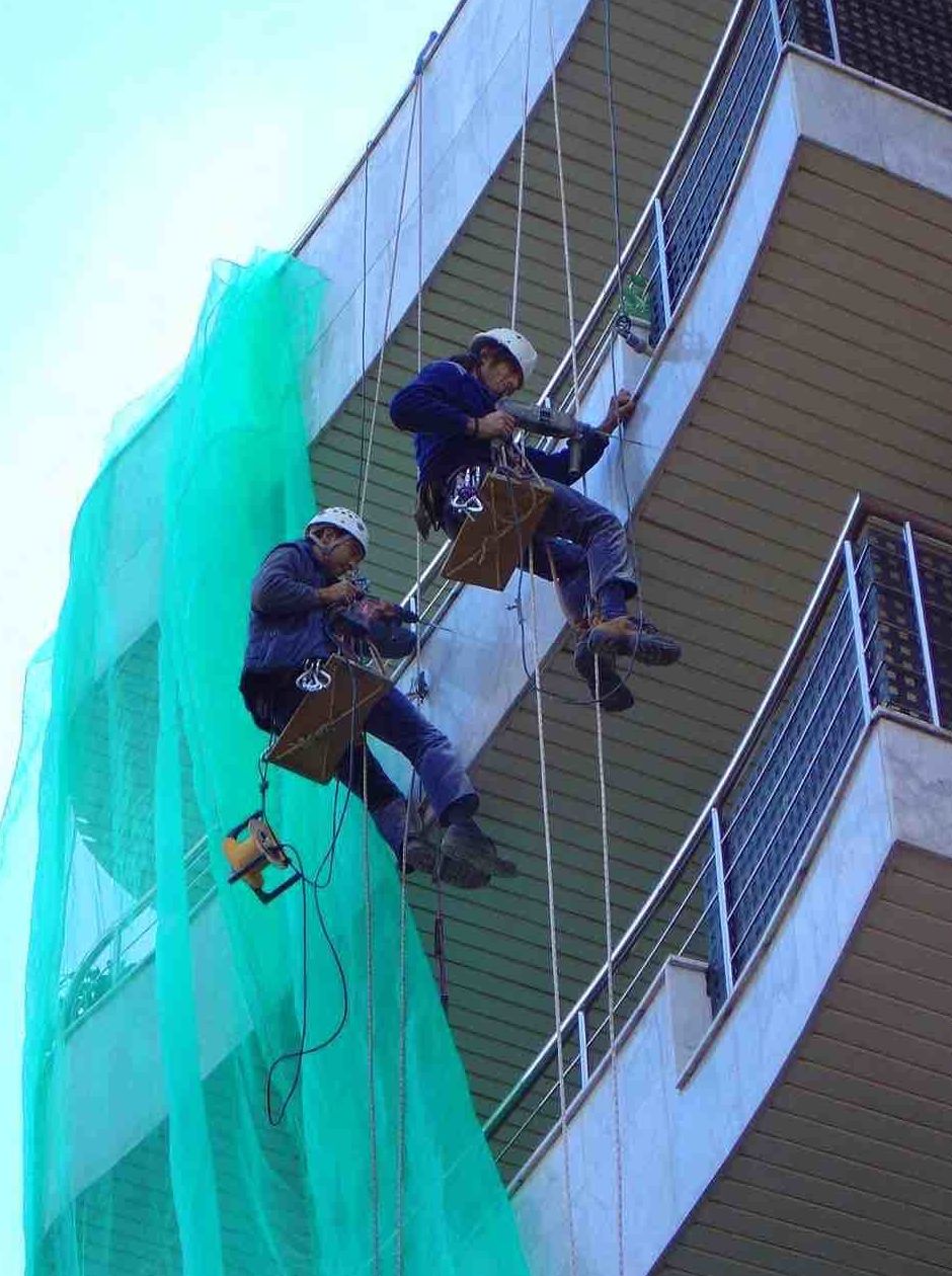 Trabajos verticales: Servicios de Vèrtic Trabajos verticales: Servicios de Vèrtic