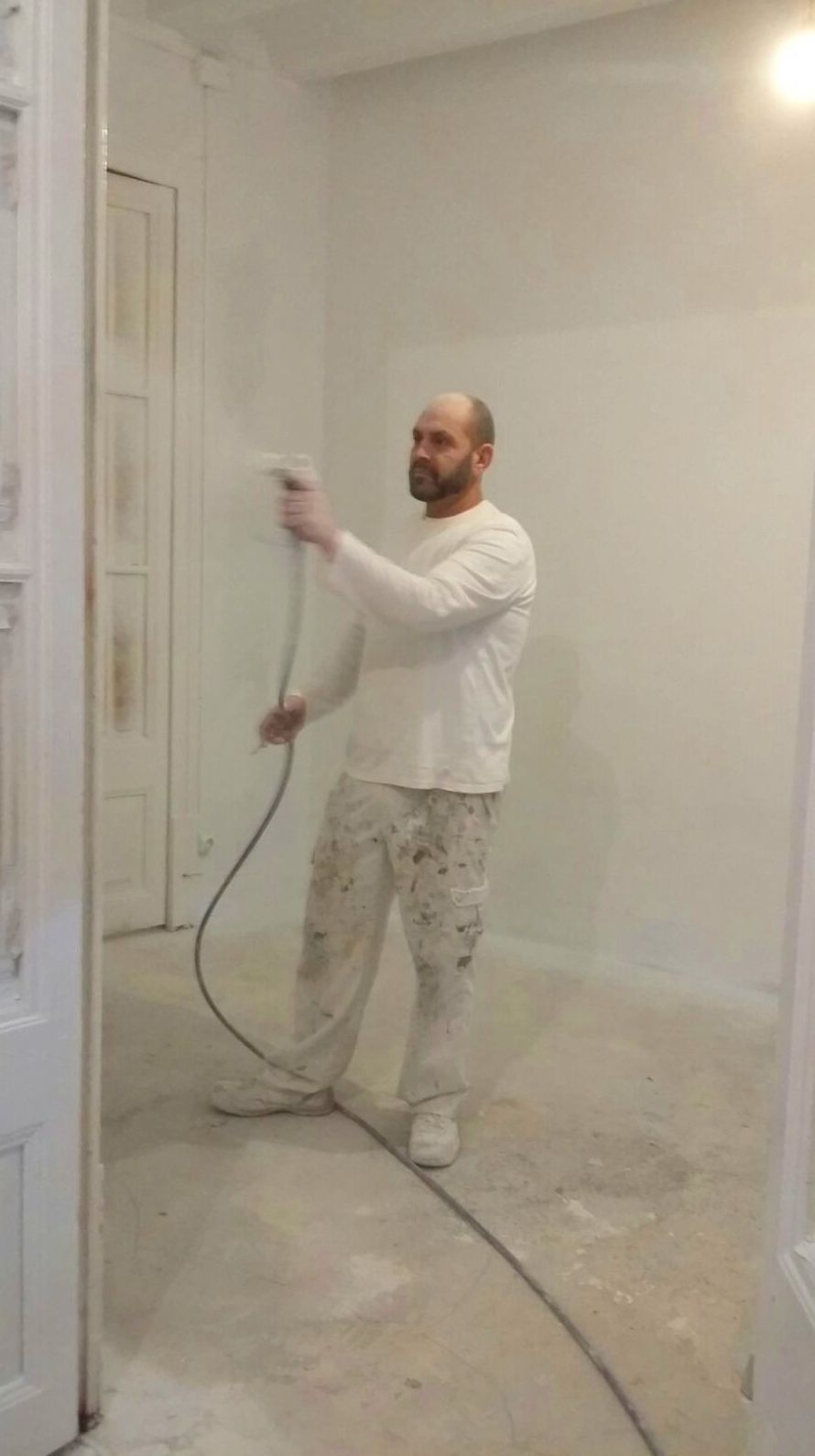 Pintura: SERVICIOS de Instalaciones Corneclima Pintura: SERVICIOS de Instalaciones Corneclima
