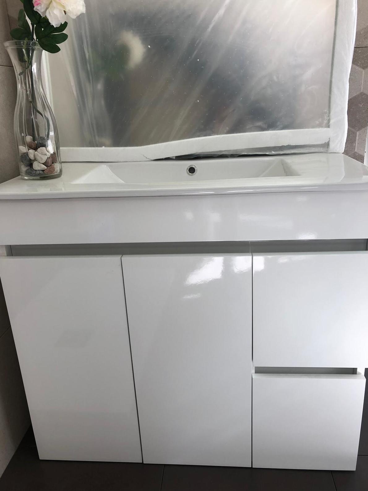 Ofertas muebles de Baño: Productos y servicios de Hermanos Garespi Ofertas muebles de Baño: Productos y servicios de Hermanos Garespi