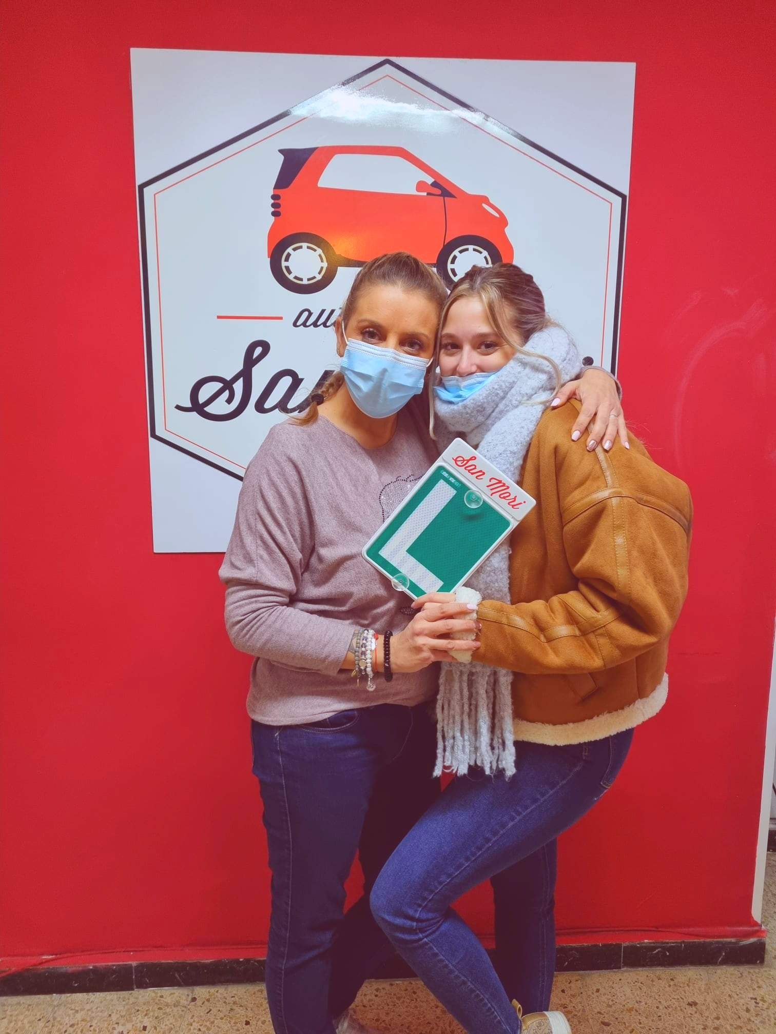 Conexión total con los profesores: ¿Qué podemos ofrecerte? de AUTOESCUELA SAN MORI Conexión total con los profesores: ¿Qué podemos ofrecerte? de AUTOESCUELA SAN MORI