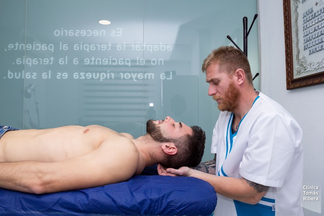 Fisioterapia: Masaje Profesional: Servicios de Clínica Tomás Ribera Fisioterapia: Masaje Profesional: Servicios de Clínica Tomás Ribera