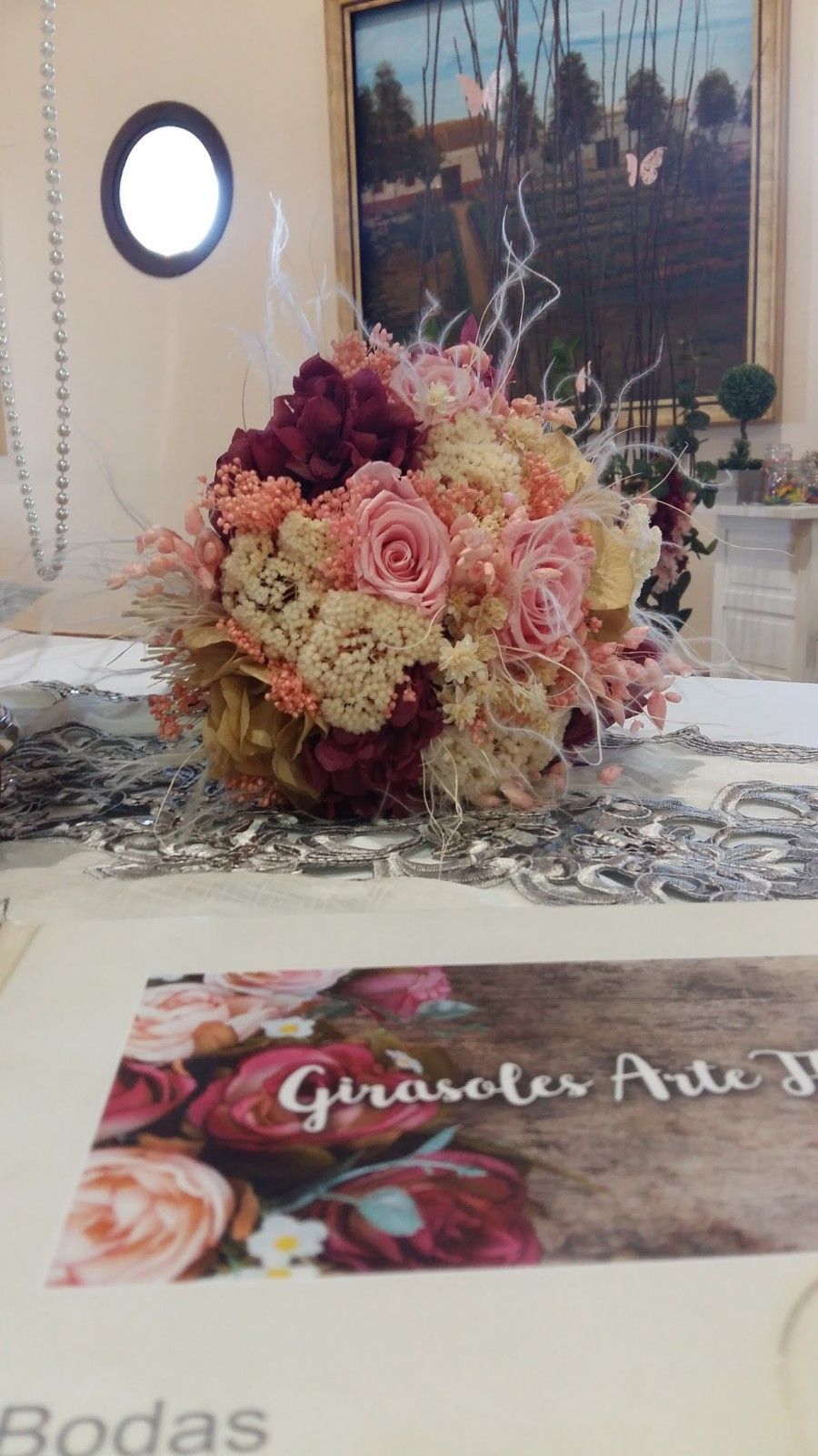 Ramos de Novia: Servicios de Girasoles Arte Floral Ramos de Novia: Servicios de Girasoles Arte Floral
