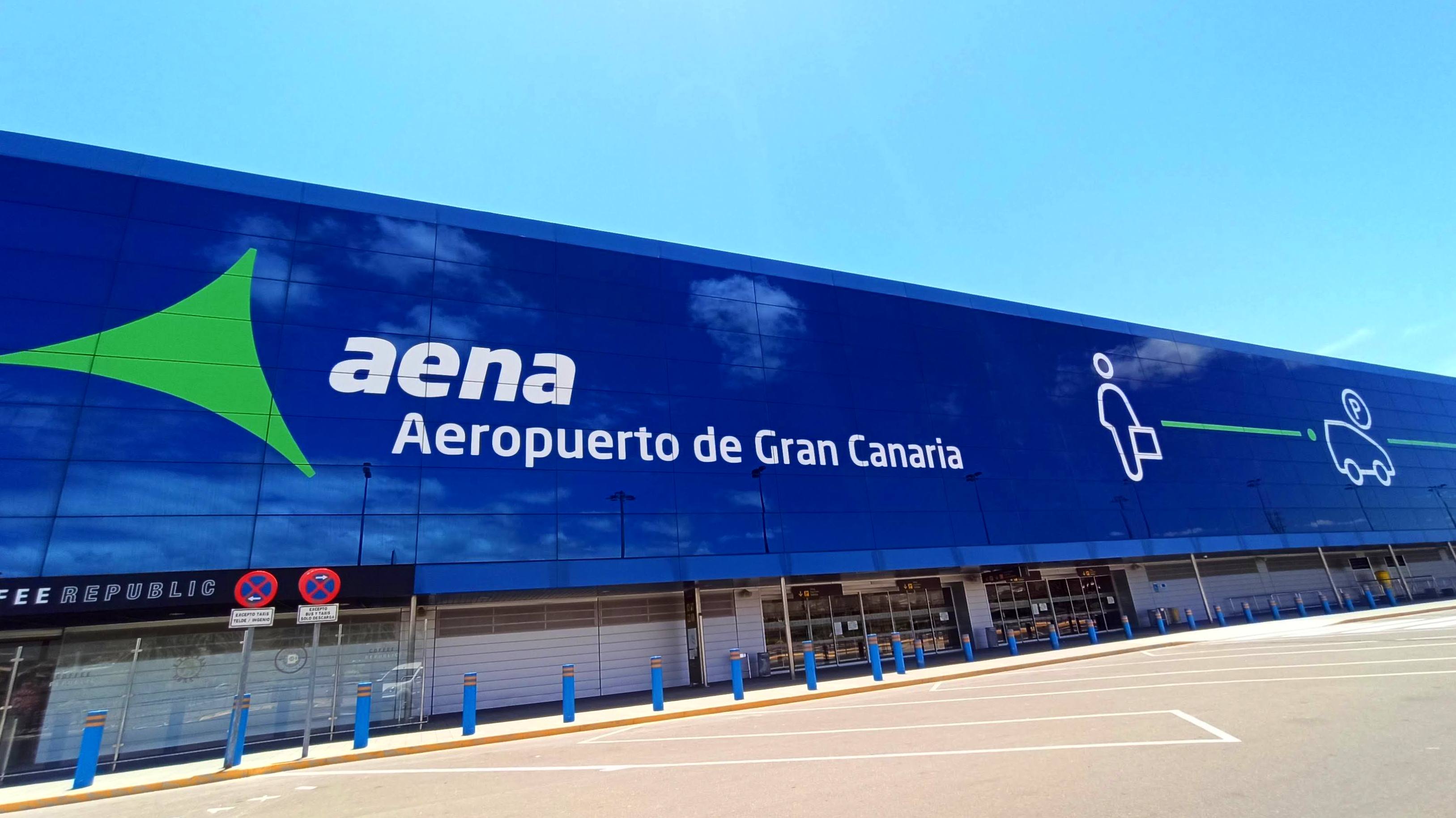 Aeropuerto de Gran Canaria taxi Las Palmas. Whatsapp +34699405886 www.taxilaspalmasdegrancanaria.es