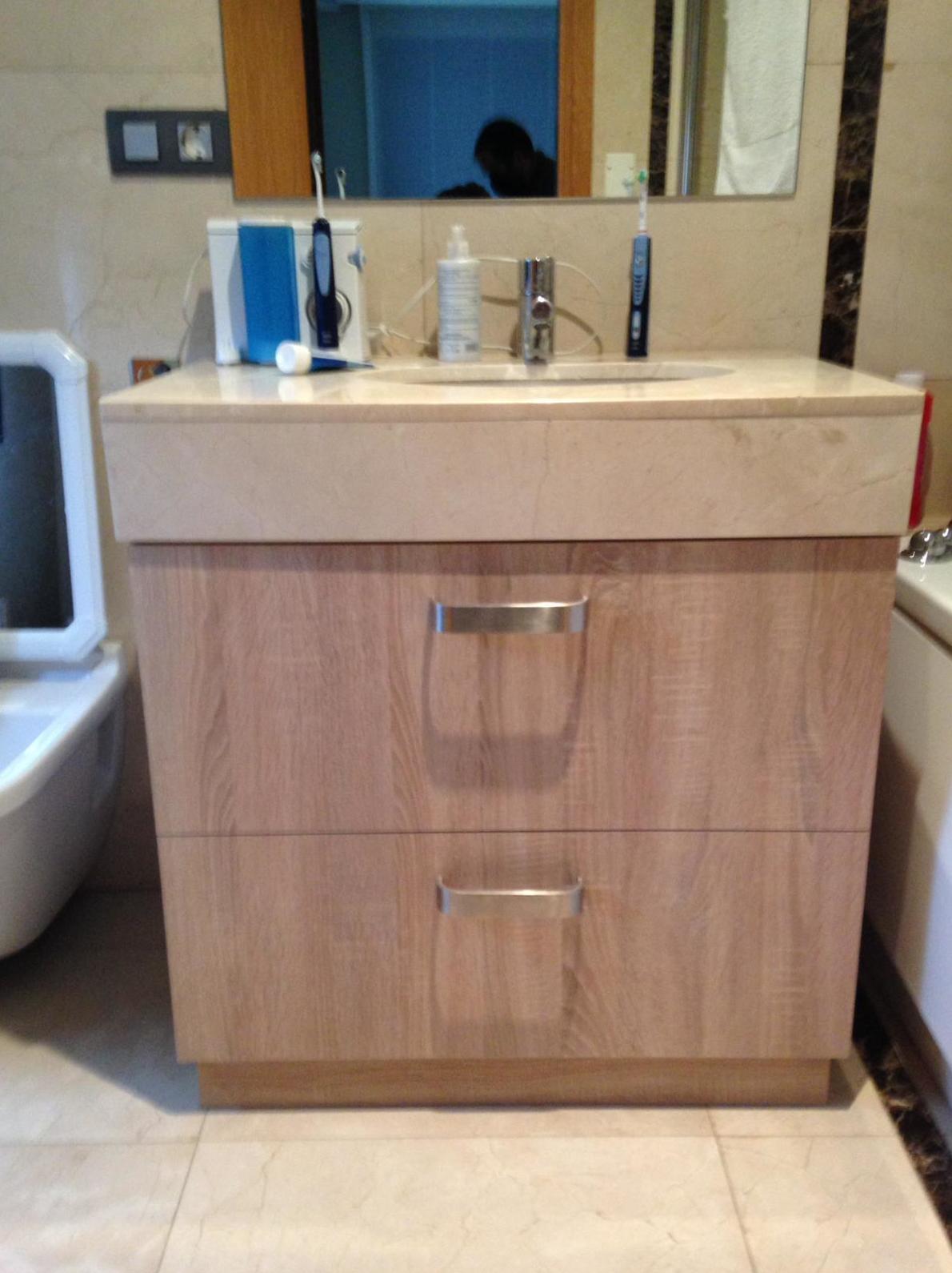 Mueble baño bajo encimera