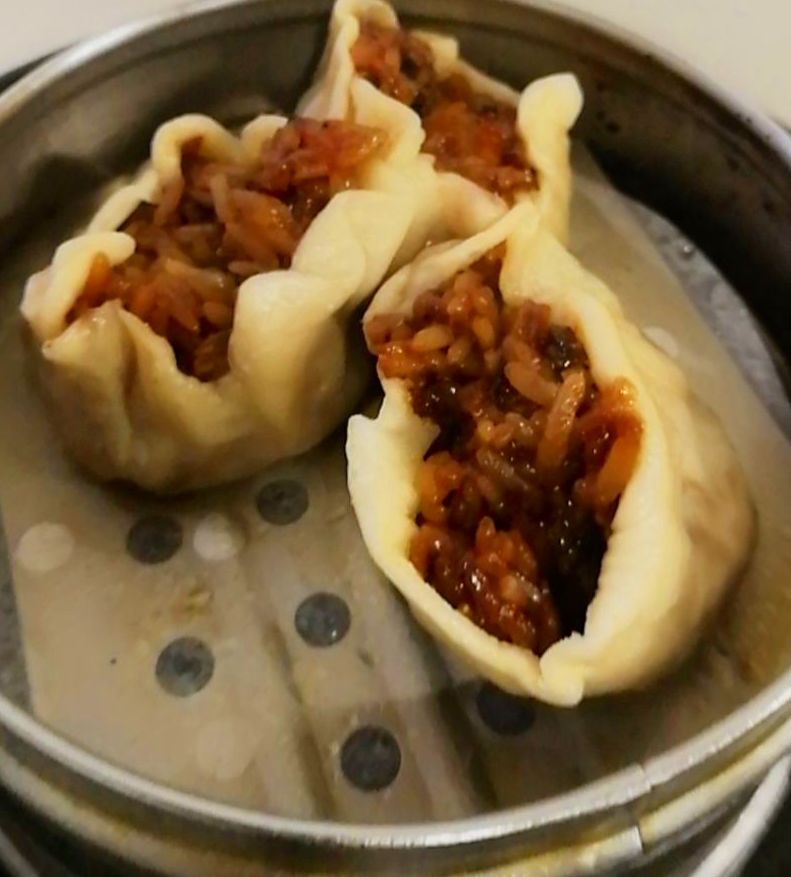 24.Empanadilla relleno de arroz y carne picado al vapor 3 piezas: Carta y menús de Yoshino 24.Empanadilla relleno de arroz y carne picado al vapor 3 piezas: Carta y menús de Yoshino