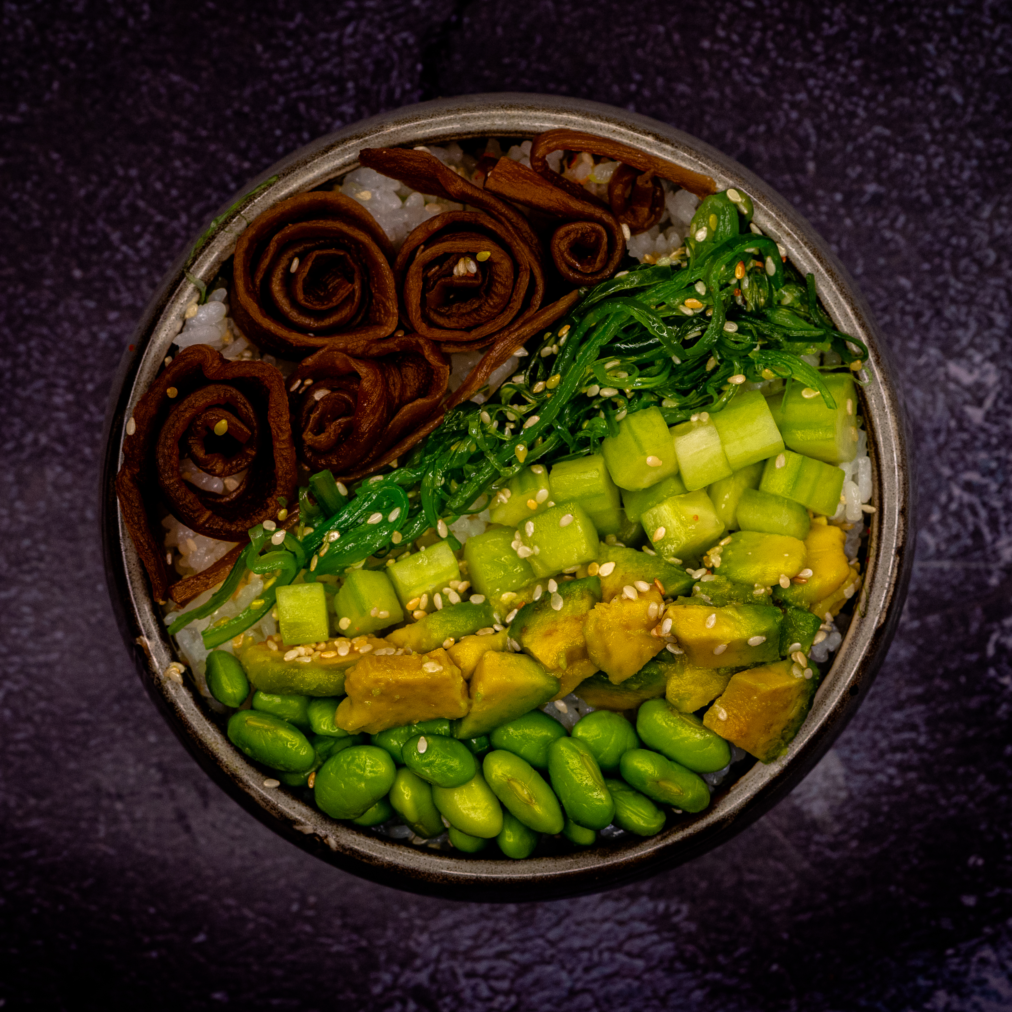 134.Chirashi sushi mixto: Carta y menús de Yoshino 134.Chirashi sushi mixto: Carta y menús de Yoshino