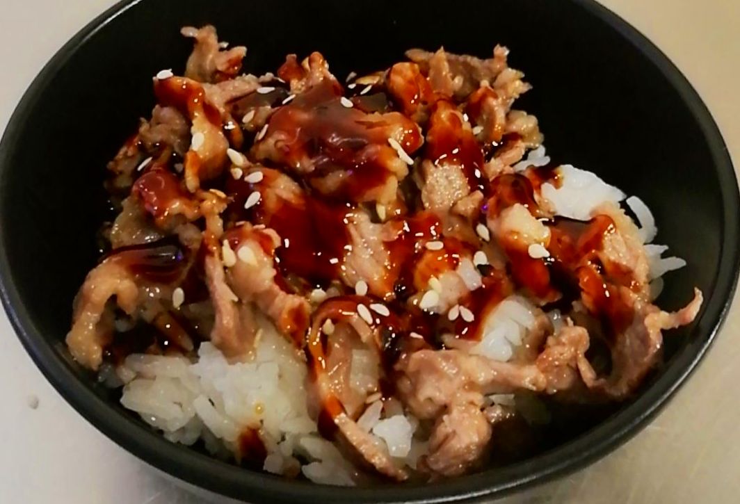 60.ARROZ BLANCO+TERNERA CON SALSA TERIYAKI: Carta y menús de Yoshino 60.ARROZ BLANCO+TERNERA CON SALSA TERIYAKI: Carta y menús de Yoshino