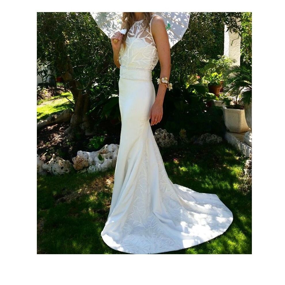 Vestidos de novia: Servicios de Puntadas Luna Vestidos de novia: Servicios de Puntadas Luna