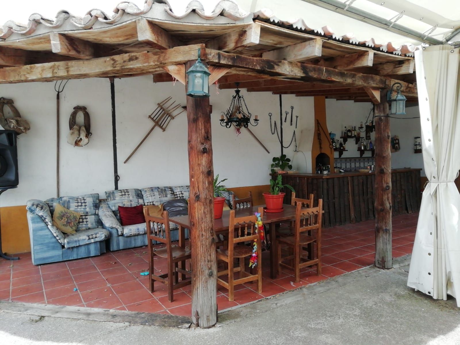 Restaurante y espectáculos: Hotel 2 estrellas de Cortijo Macoterano Restaurante y espectáculos: Hotel 2 estrellas de Cortijo Macoterano