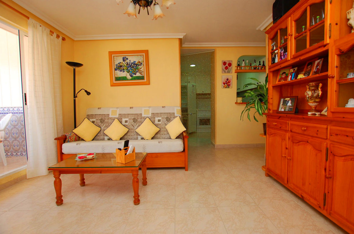 REF : 036/055/5º1 VENTA DE VIVIENDA: Servicios y Ventas de Administración de Fincas Mayte Gil García REF : 036/055/5º1 VENTA DE VIVIENDA: Servicios y Ventas de Administración de Fincas Mayte Gil García
