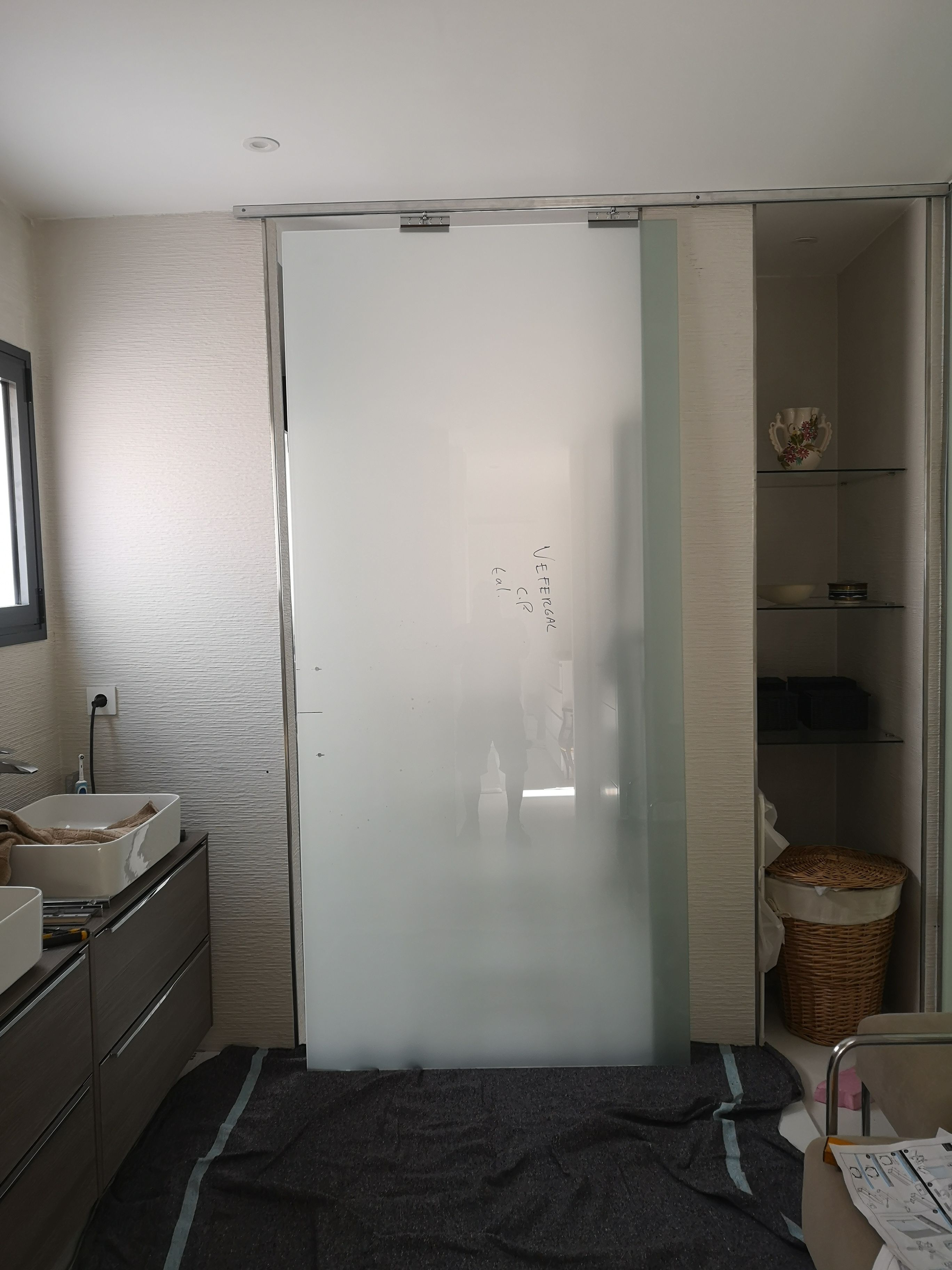 Puertas correderas de cristal: de Cerrajería Vefergal Puertas correderas de cristal: de Cerrajería Vefergal