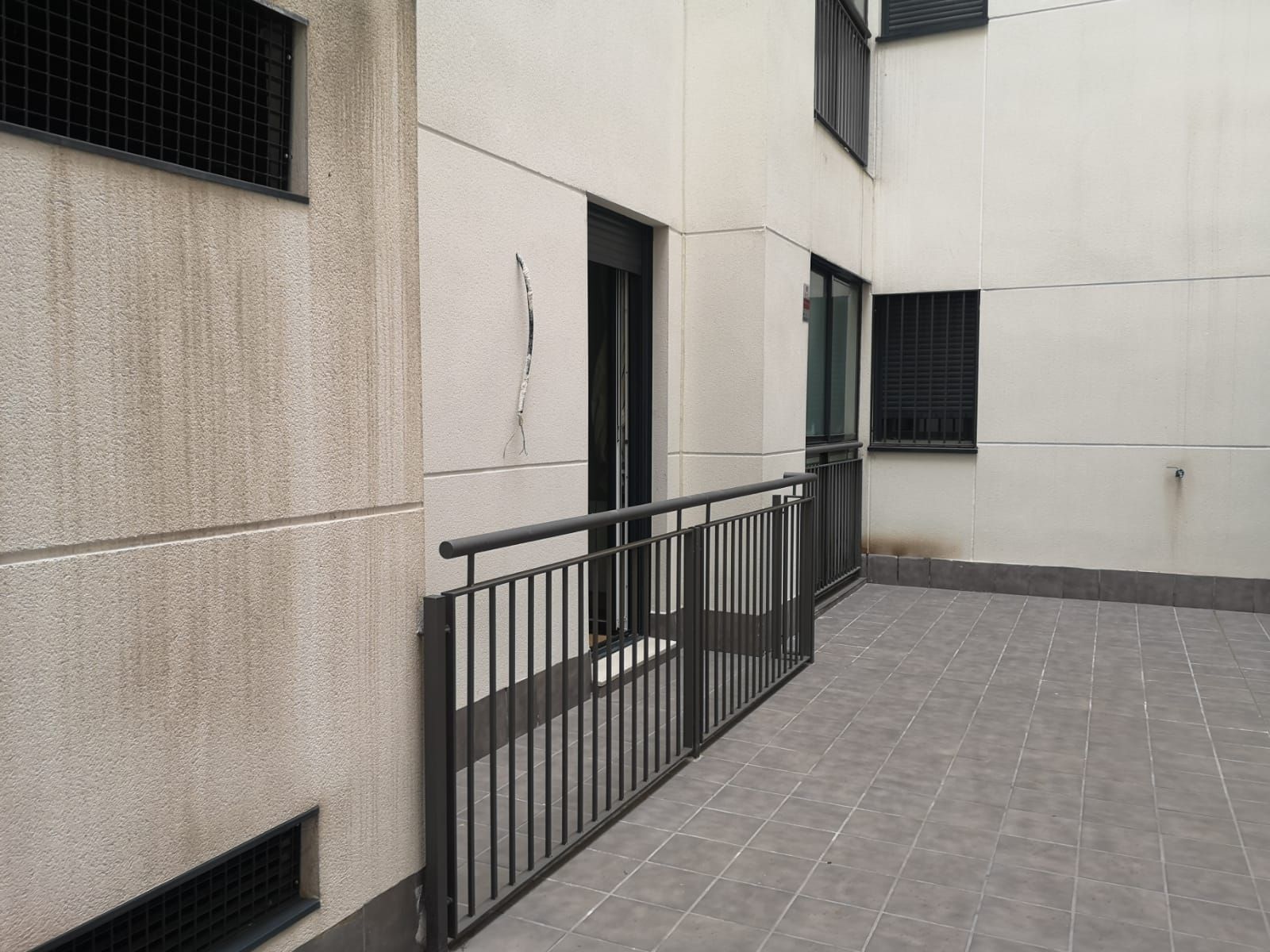 Cerramiento de terraza: de Cerrajería Vefergal Cerramiento de terraza: de Cerrajería Vefergal