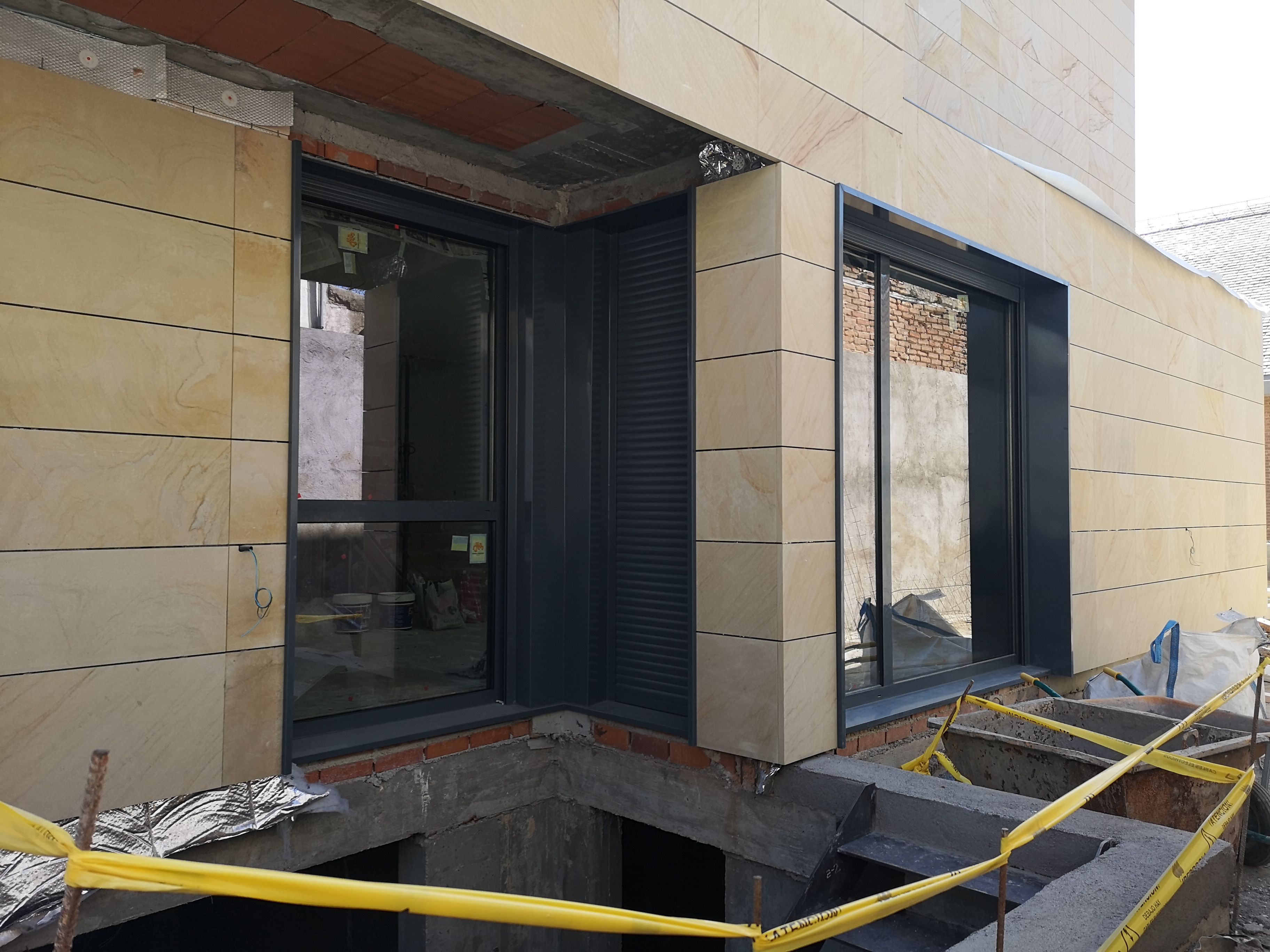 Puertas osciloparalelas: de Cerrajería Vefergal Puertas osciloparalelas: de Cerrajería Vefergal
