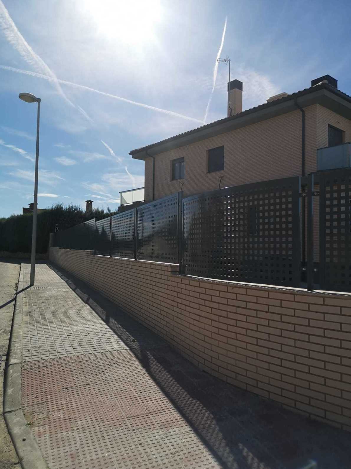 Vallas metálicas: de Cerrajería Vefergal Vallas metálicas: de Cerrajería Vefergal