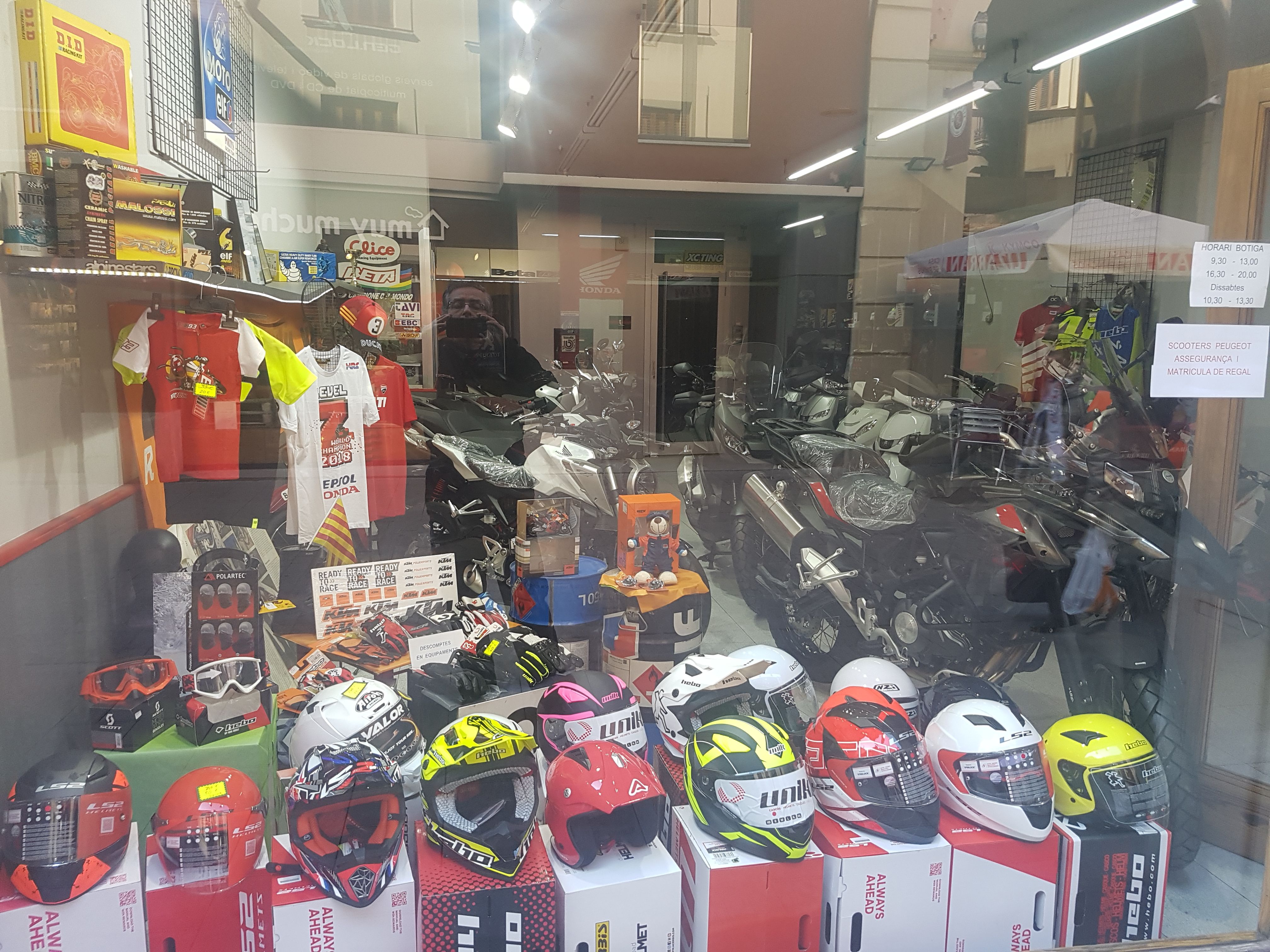 Boutique de motos: Servicios de Motos Portús Boutique de motos: Servicios de Motos Portús