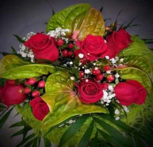 Ramo CORAZÓN: Floristería de Floristería Imabel Ramo CORAZÓN: Floristería de Floristería Imabel