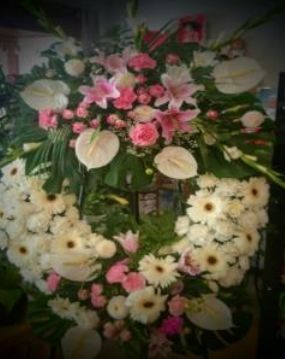 Corona XL DULZURA.: Floristería de Floristería Imabel Corona XL DULZURA.: Floristería de Floristería Imabel