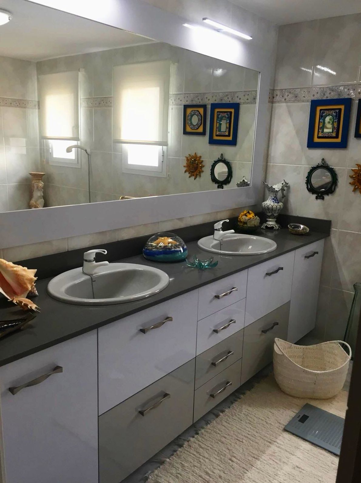 Muebles de baño: Servicios de Fustería Solé Muebles de baño: Servicios de Fustería Solé