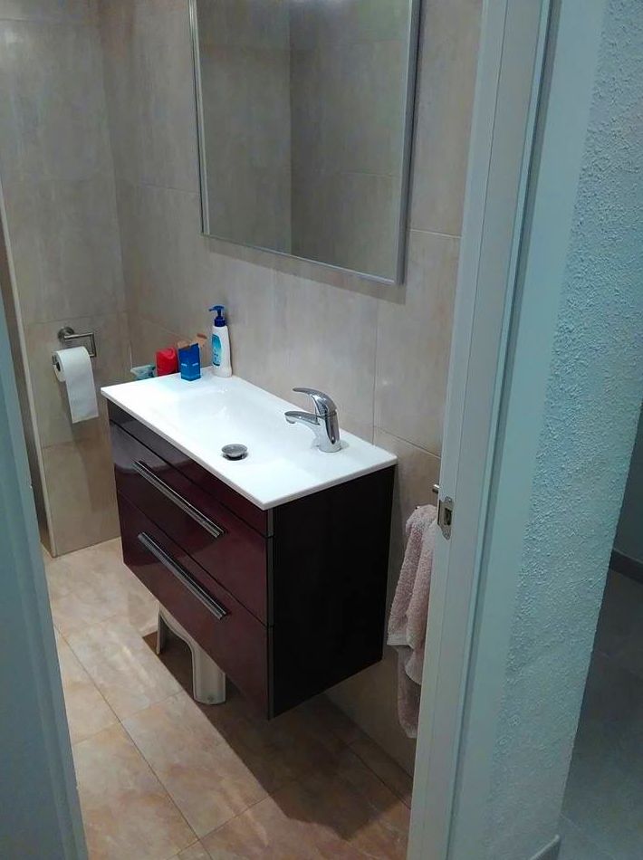 Muebles de baño: Servicios de Fustería Solé Muebles de baño: Servicios de Fustería Solé