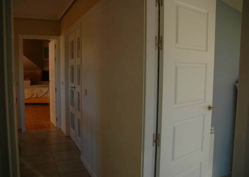Puerta lacada en blanco mod. 9400 Puerta lacada en blanco mod. 9400