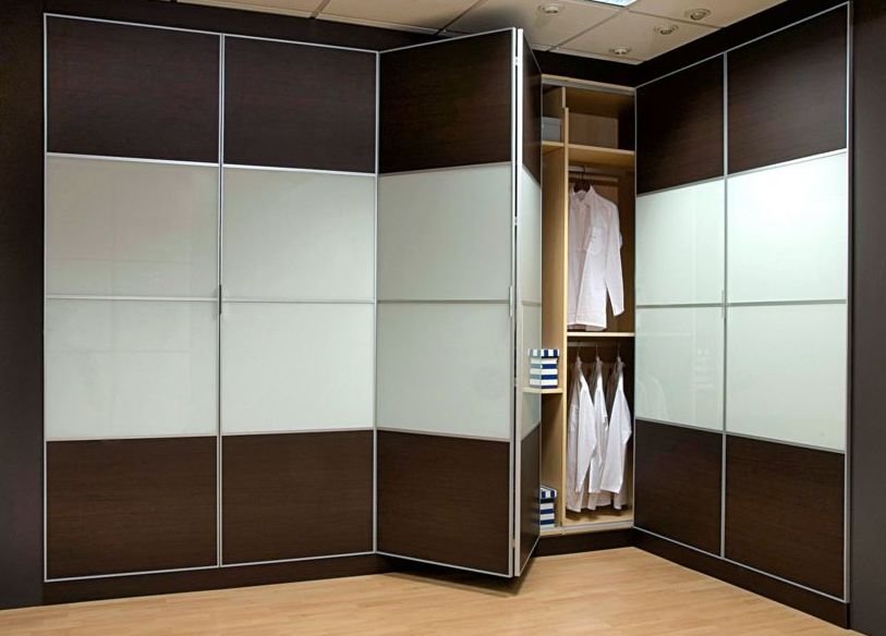 Armario de puertas plegables Armario de puertas plegables