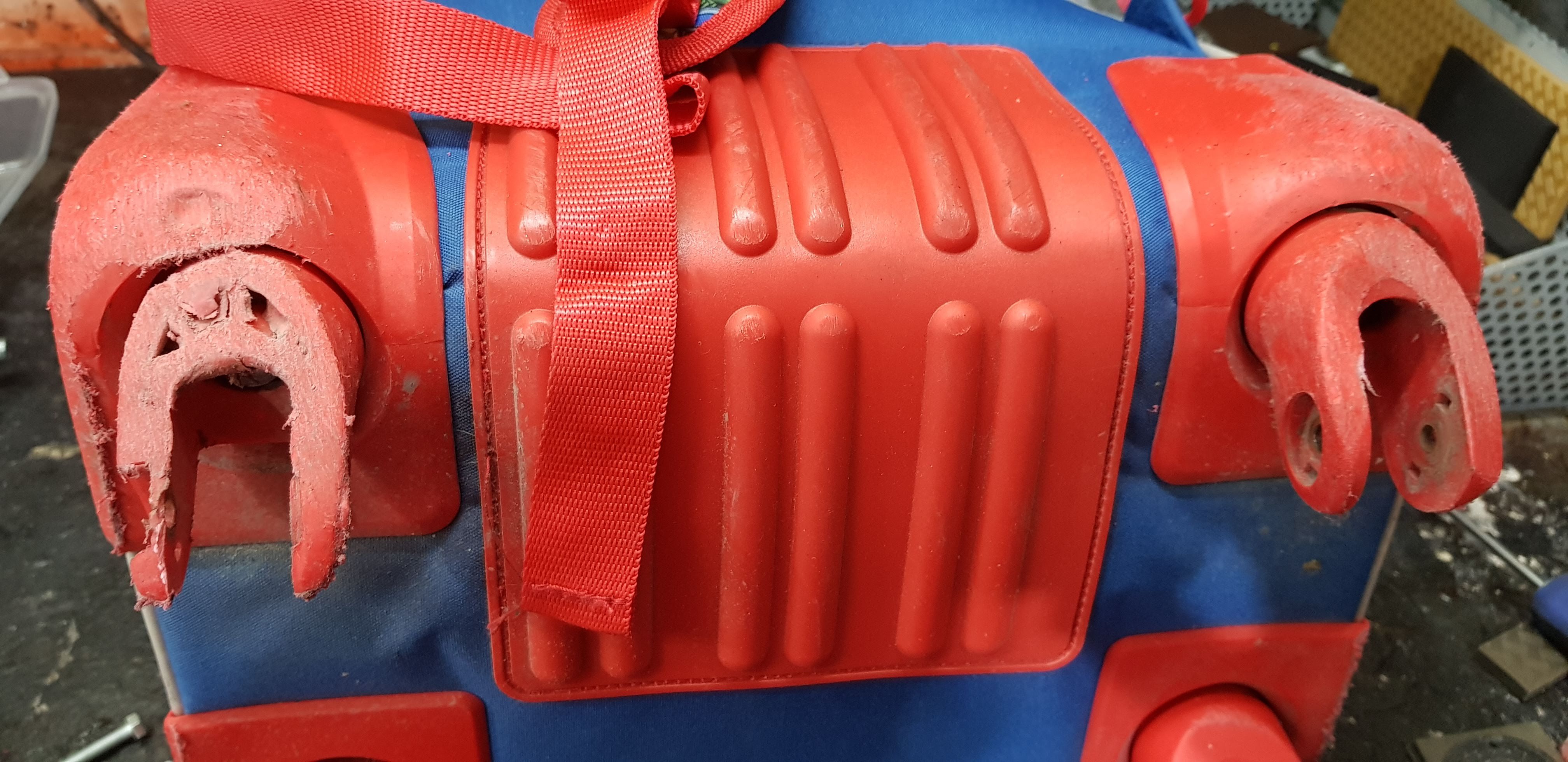 Reparación de bolsos o mochilas: Servicios de EL TALLER DEL MAESTRO Reparación de bolsos o mochilas: Servicios de EL TALLER DEL MAESTRO