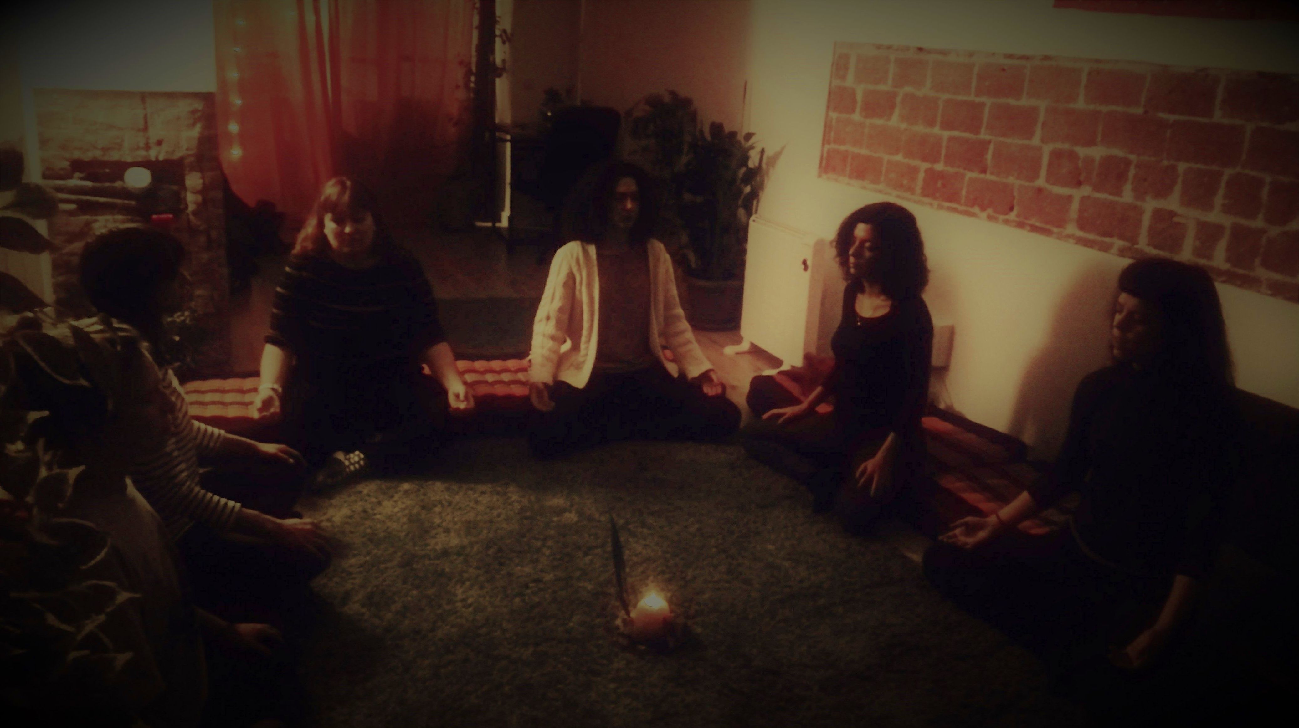 Meditación y conciencia corporal. Inicio 9 de Enero 2020: Servicios de Terapia Gestalt Integrativa Meditación y conciencia corporal. Inicio 9 de Enero 2020: Servicios de Terapia Gestalt Integrativa