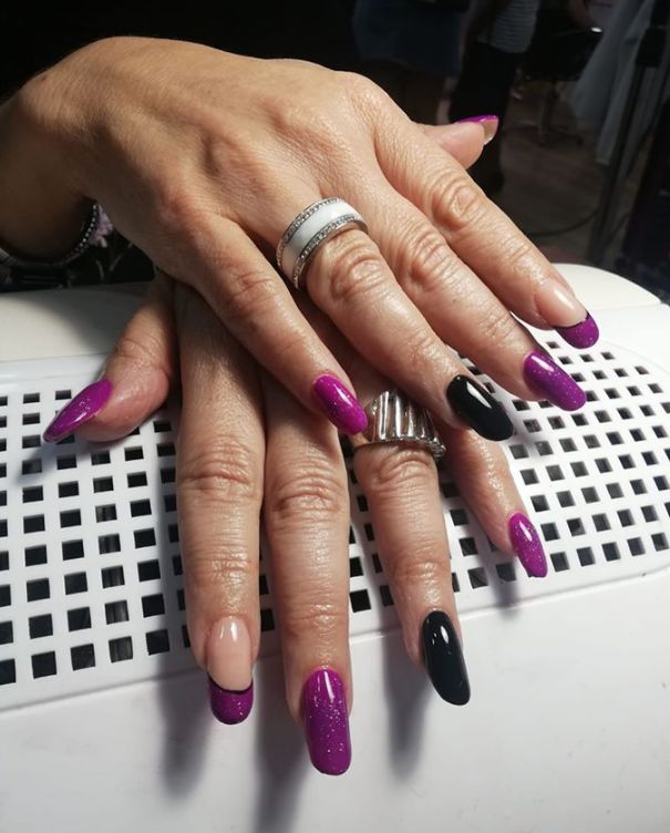 Acrílico de uñas: Servicios de Maki Estilistas Hair & Beauty Acrílico de uñas: Servicios de Maki Estilistas Hair & Beauty