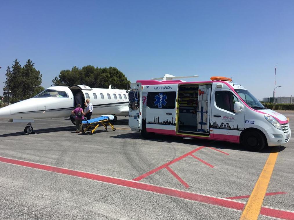 AEROPUERTO: de AMBULANCIAS ATLÁNTIDA, S.L. AEROPUERTO: de AMBULANCIAS ATLÁNTIDA, S.L.