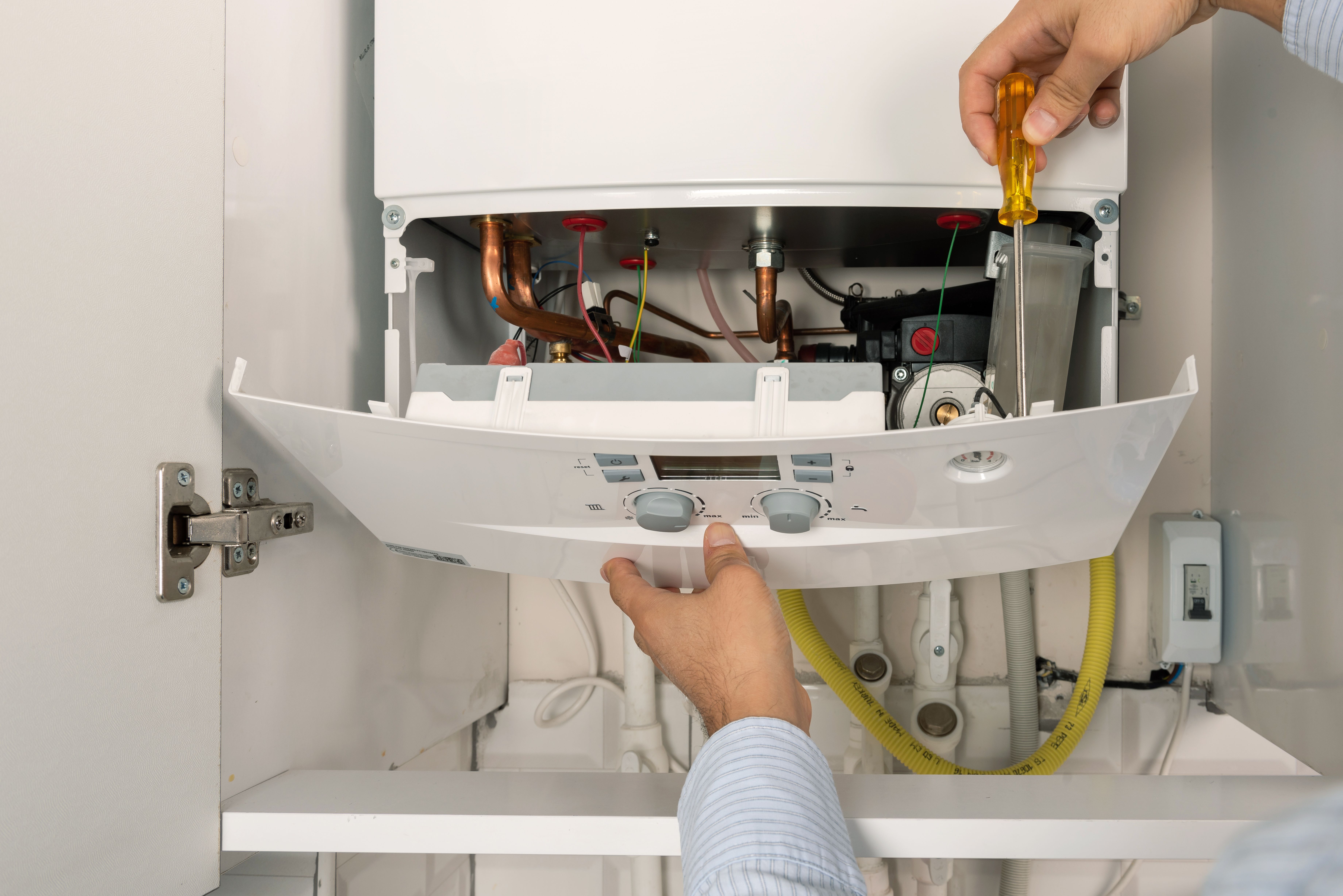Reparaciones de calderas: Servicios de Fontanería Rey Reparaciones de calderas: Servicios de Fontanería Rey