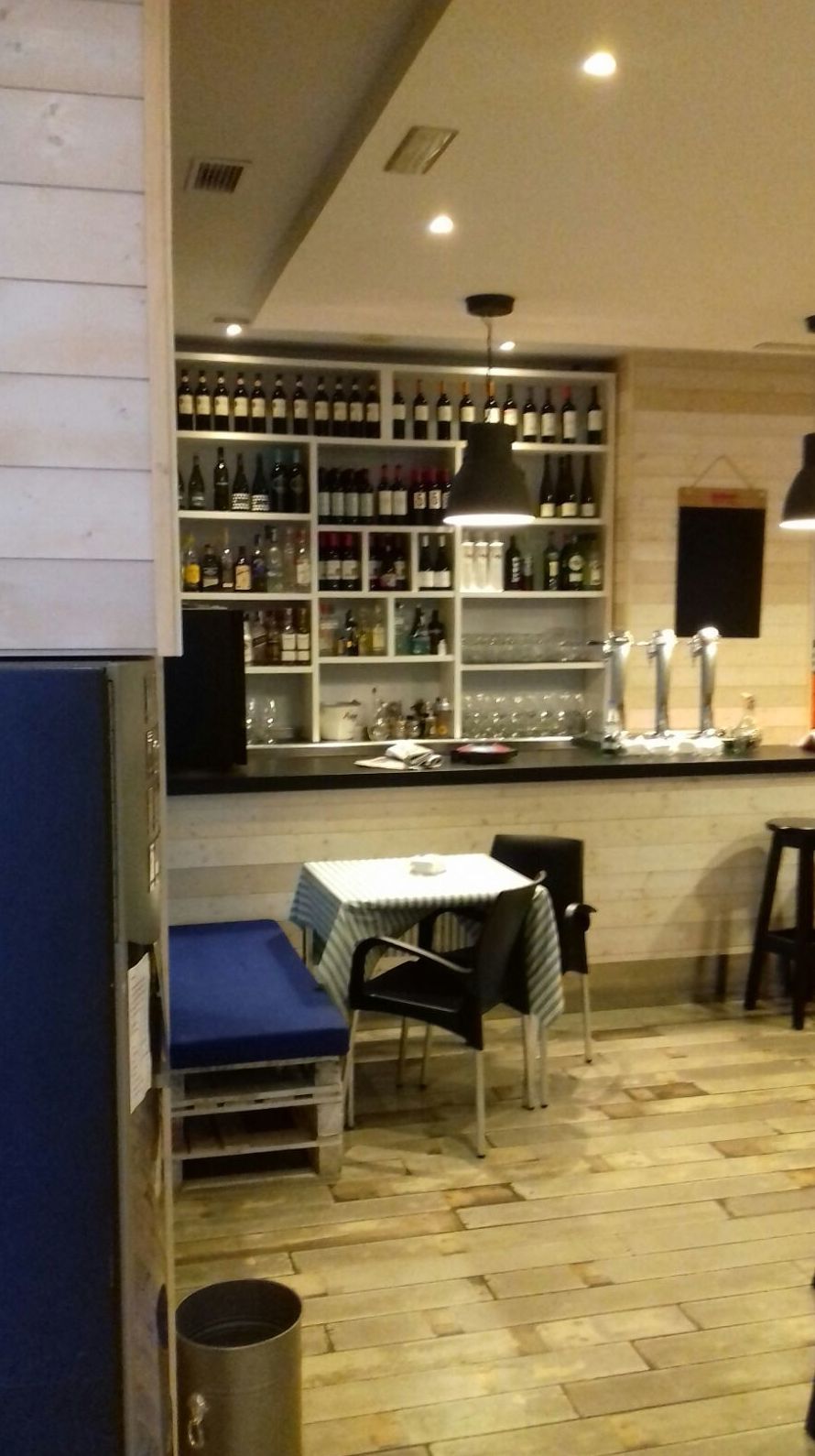 Reformas y Diseños de locales.: Trabajos de Víctor Cocinas de Diseño Reformas y Diseños de locales.: Trabajos de Víctor Cocinas de Diseño