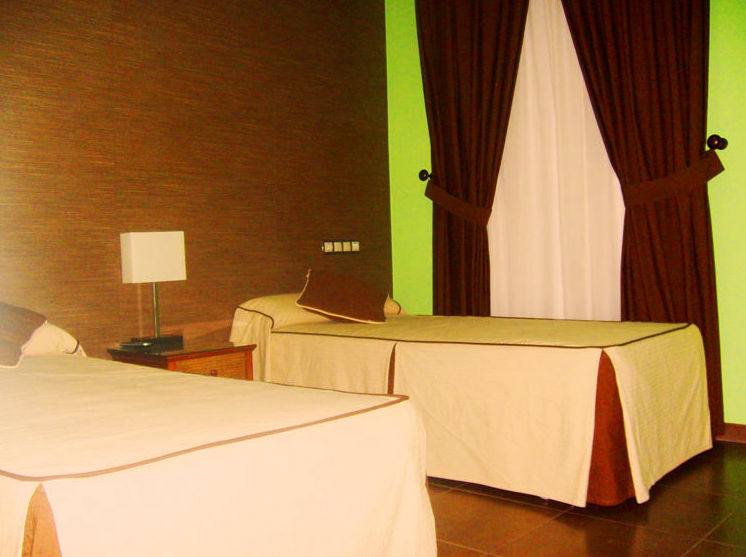 Un hotelito con Encanto. : Todo lo que buscas: Aquí de Hostal Restaurante El Cruce de Villaharta Un hotelito con Encanto. : Todo lo que buscas: Aquí de Hostal Restaurante El Cruce de Villaharta