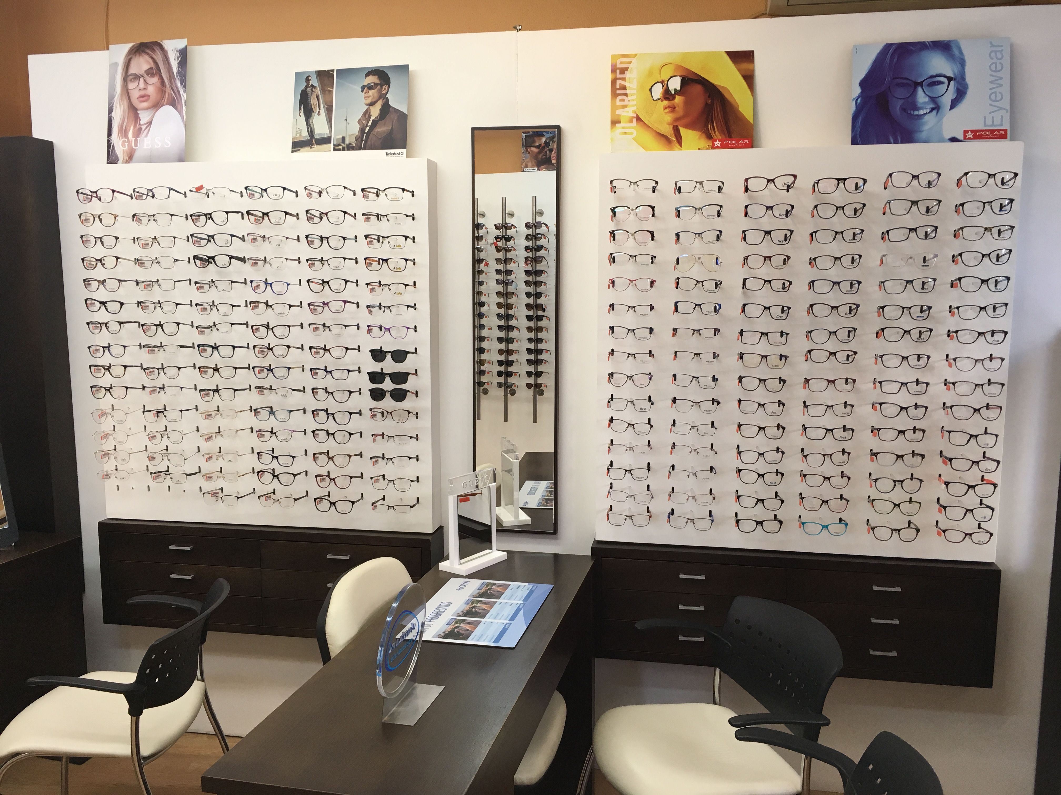 Gafas graduadas: Servicios de Mercaposta Ópticos Gafas graduadas: Servicios de Mercaposta Ópticos